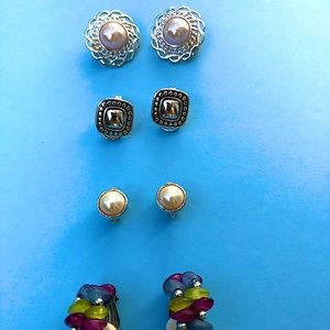 ⬇️Clip On Earrings Group!